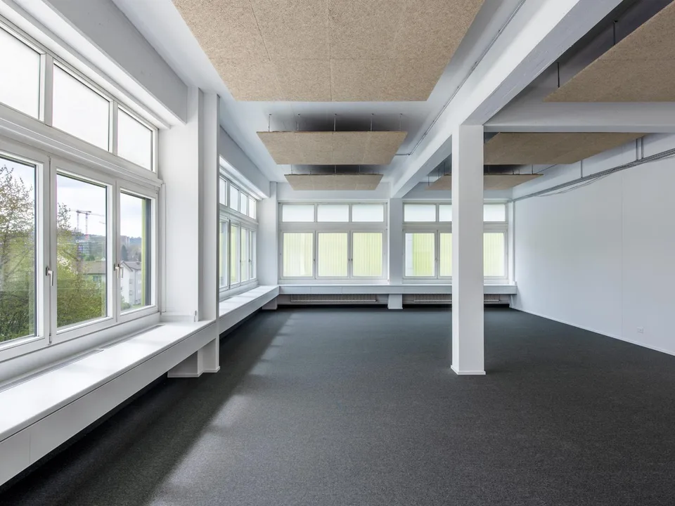 Moderne Bürofläche mit 134 m² im Geschäftshaus COMBO in Buchs AG