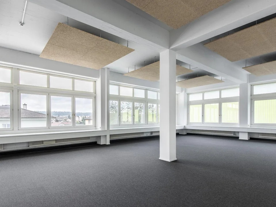 Moderne Bürofläche mit 134 m² im Geschäftshaus COMBO in Buchs AG