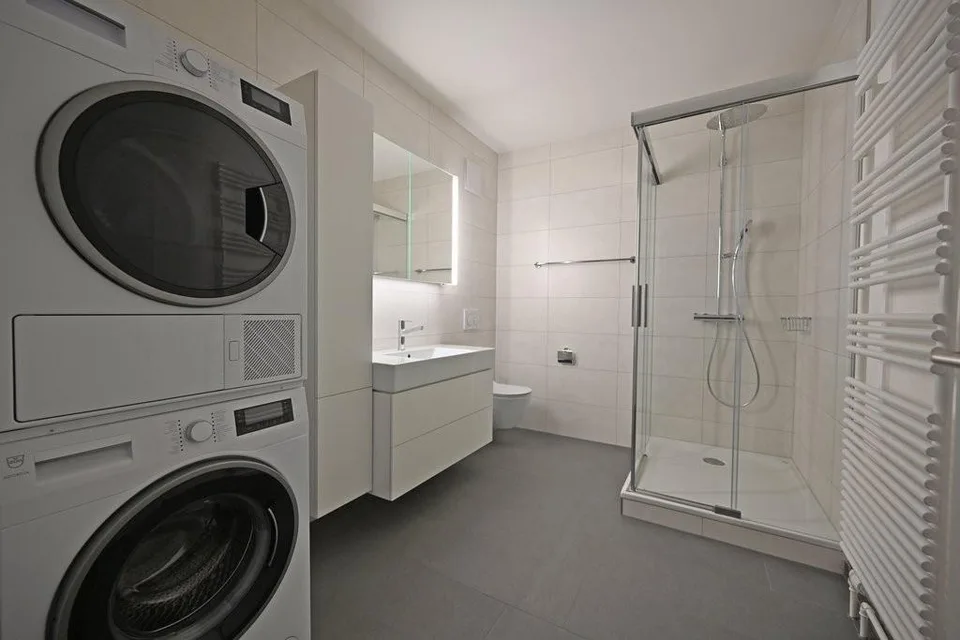 Moderne 5.5-Zimmerwohnung direkt an der Aare
