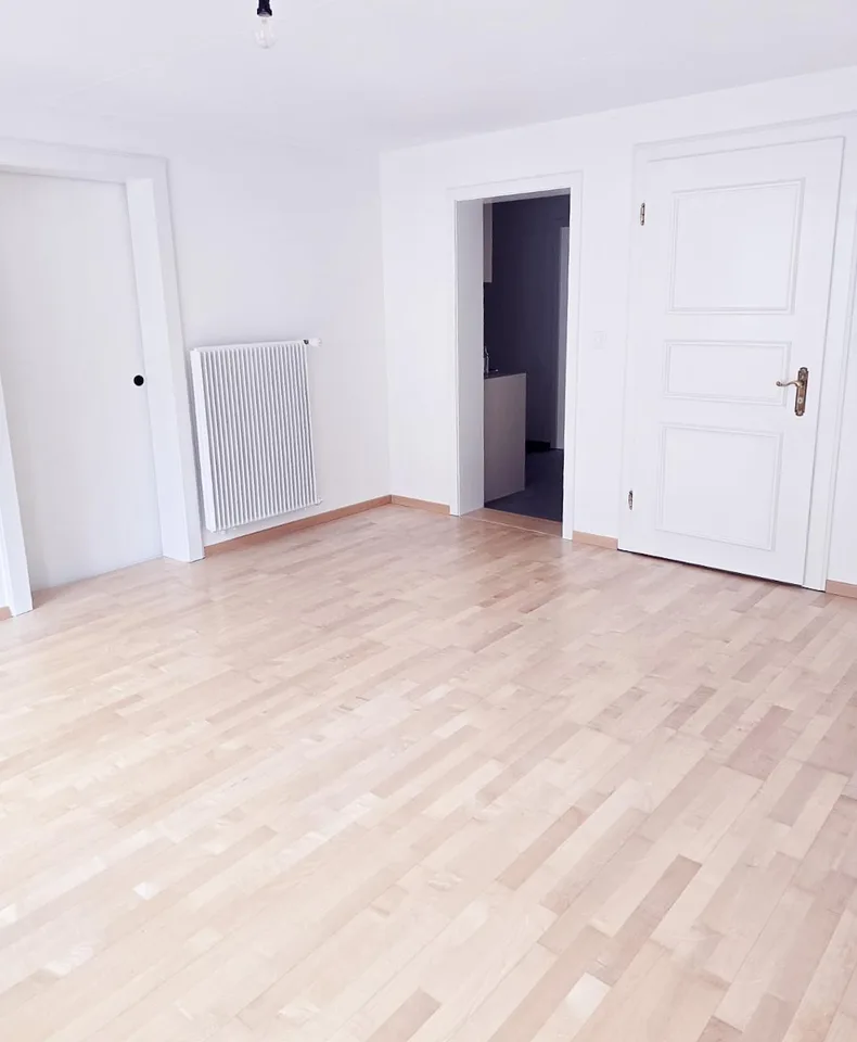 3 Zimmer Stadt Wohnung mit Balkon