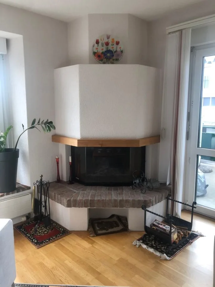 schöne, grosszügige 2.5-Zimmer Wohnung mit Galerie