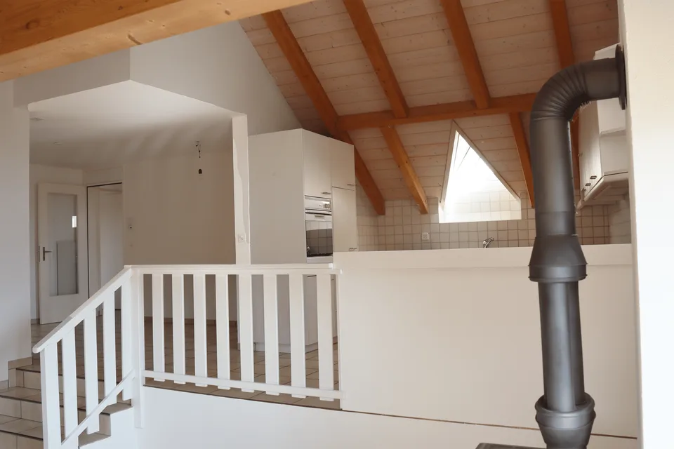 Grosszügige 4.5 Zimmer Wohnung in saniertem Bauernhaus mit Charme – photo 6 sur 25