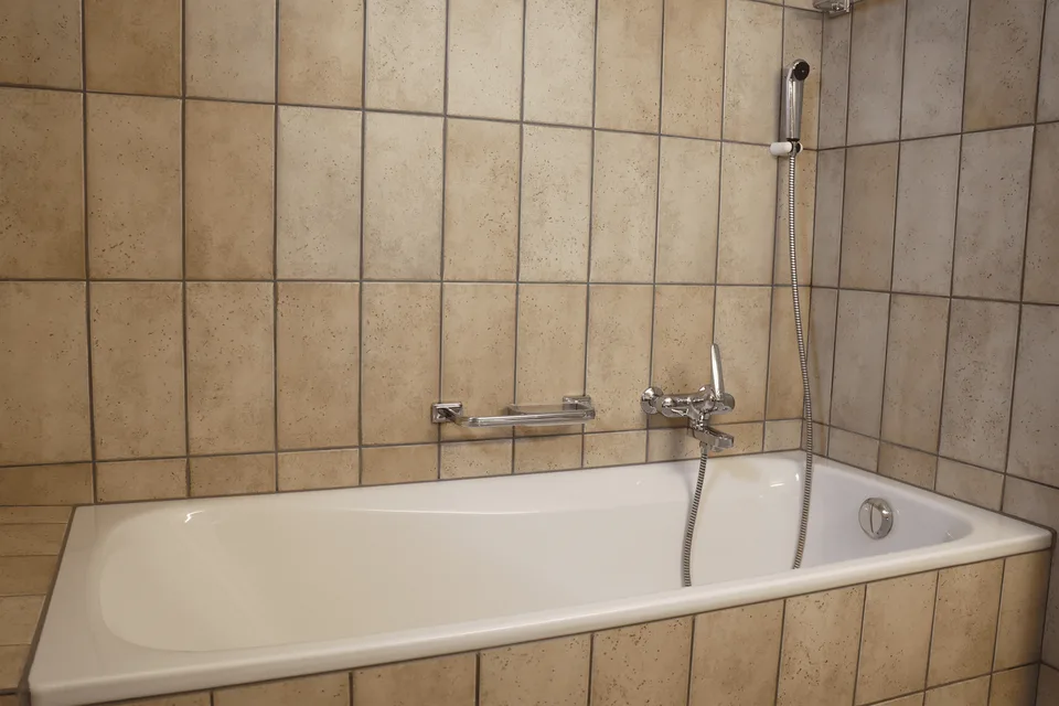 Grosszügige 4.5 Zimmer Wohnung in saniertem Bauernhaus mit Charme – photo 16 sur 25
