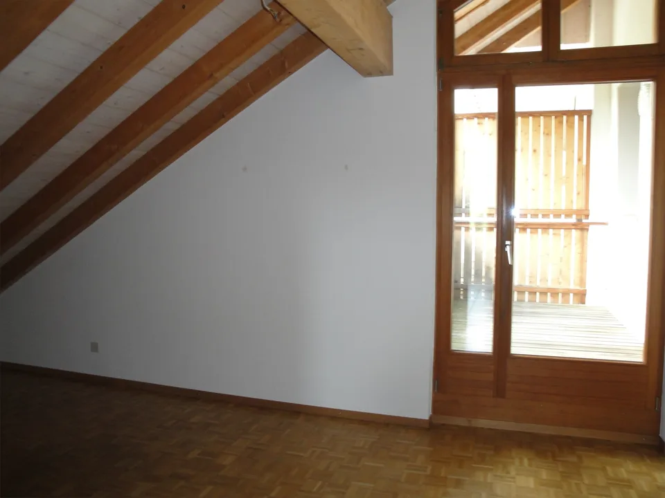Grosszügige 4.5 Zimmer Wohnung in saniertem Bauernhaus mit Charme – photo 20 sur 25