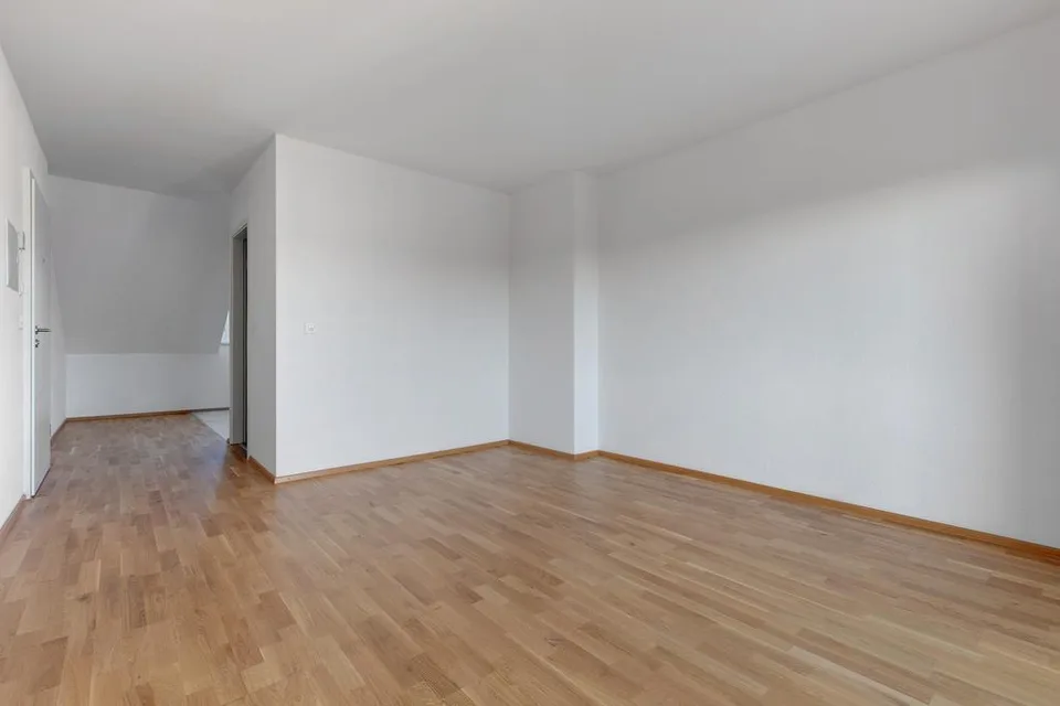Schöne Single-Wohnung im ruhigen Iselin Quartier