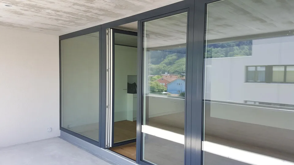 3 1/2 Zimmer-Wohnung 2. OG links