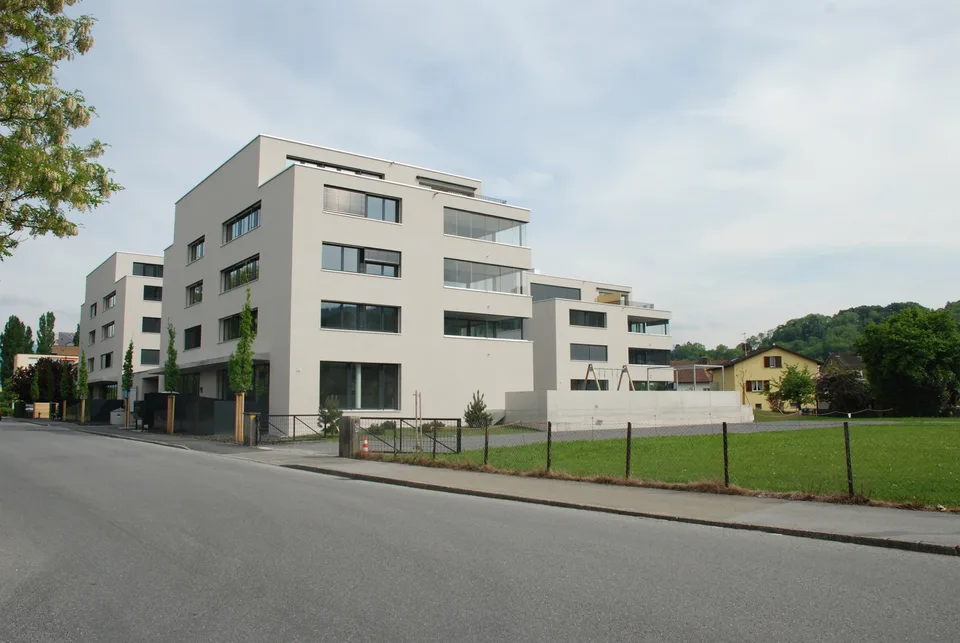 3 1/2 Zimmer-Wohnung 2. OG links