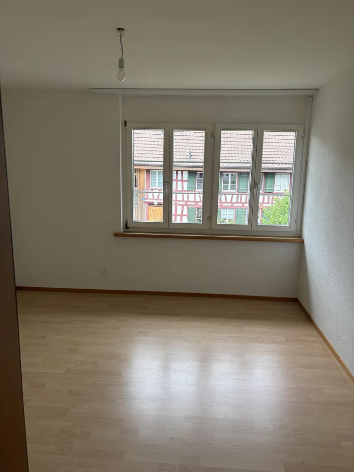 4 1/2 Zimmer Wohnung neu renoviert zu vermieten – Foto 10 von 22