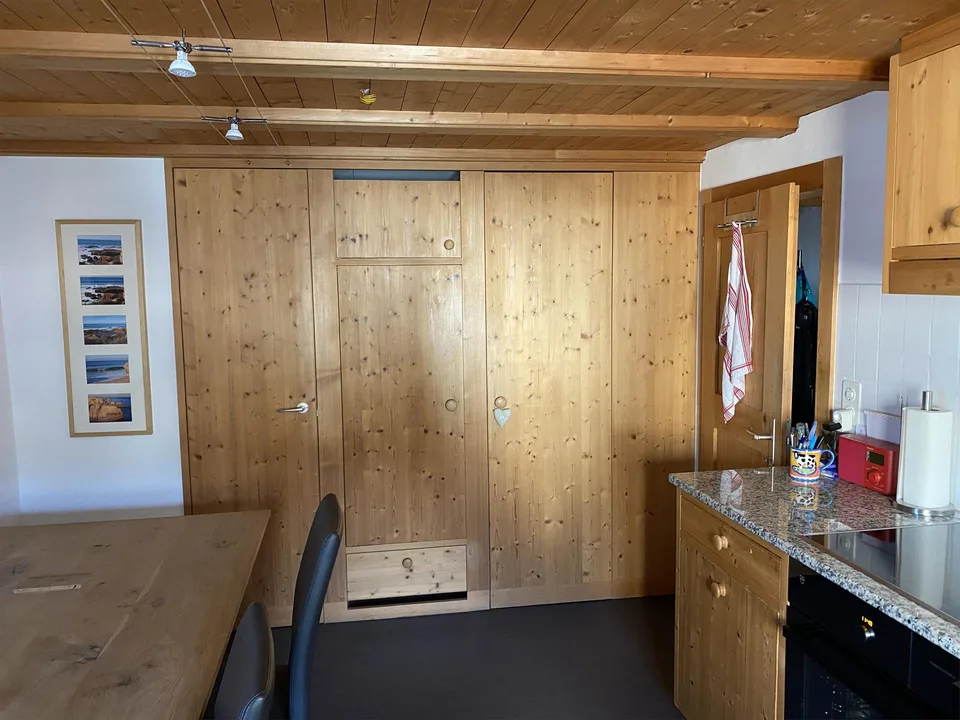 Renovierte Wohnung in 400 jährigem Bauernhaus am sonnigen Heinzenberg