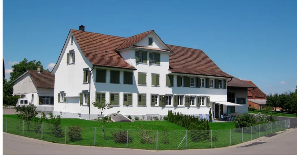 Geräumiges 5.5-Zimmer-Doppelhaus zur Miete in Biessenhofen
