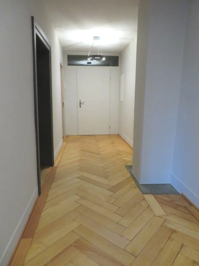 Moderne Wohnung in historischem Gebäude