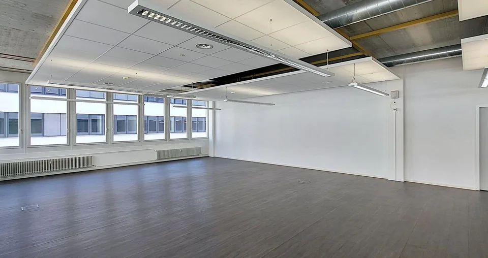 Voll ausgebaute Büroflächen im TechCenter Reinach! – Foto 7 von 13