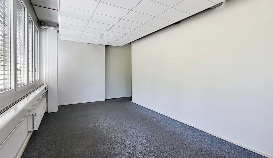 Befahrbare Gewerbeflächen im TechCenter Reinach!