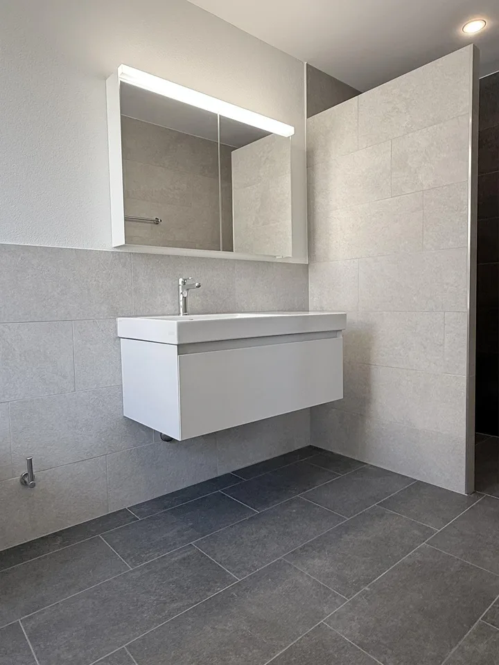 EINFACH NUR GUT - neue 4.5 Zimmerwohnung mit Finessli! – photo 19 sur 28
