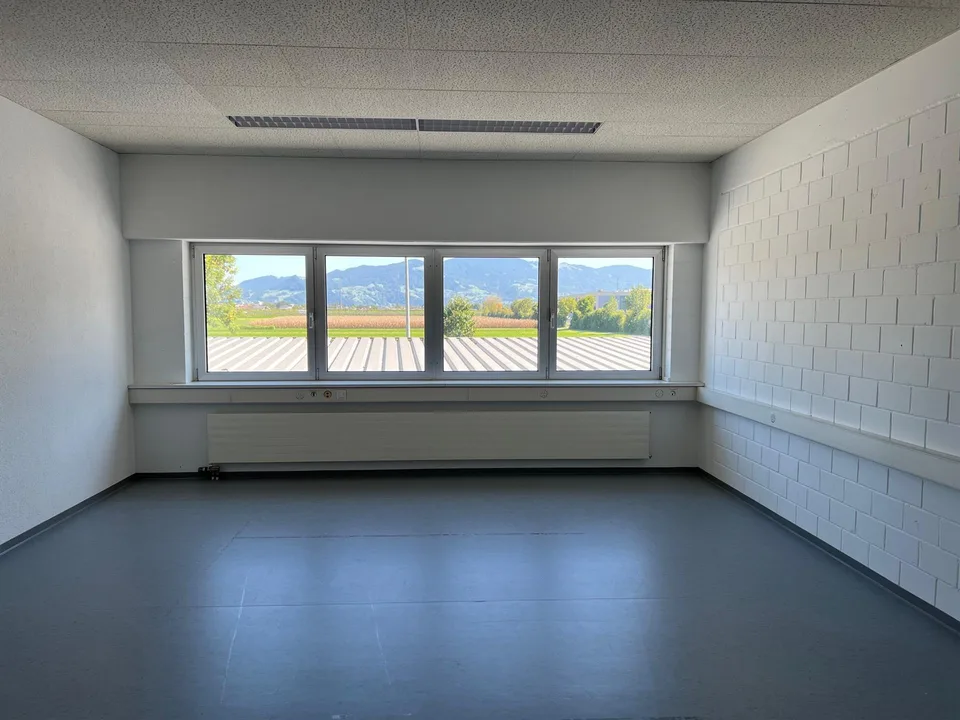 Büro 60m2 mit 2 separaten Räumen