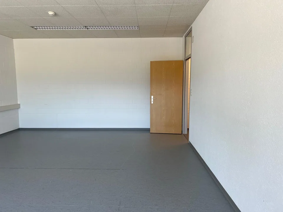 Büro 60m2 mit 2 separaten Räumen