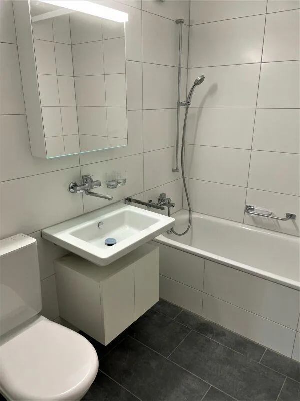 Familienfreundliche und helle 4.5 Zimmerwohnung in ruhigem Quartier