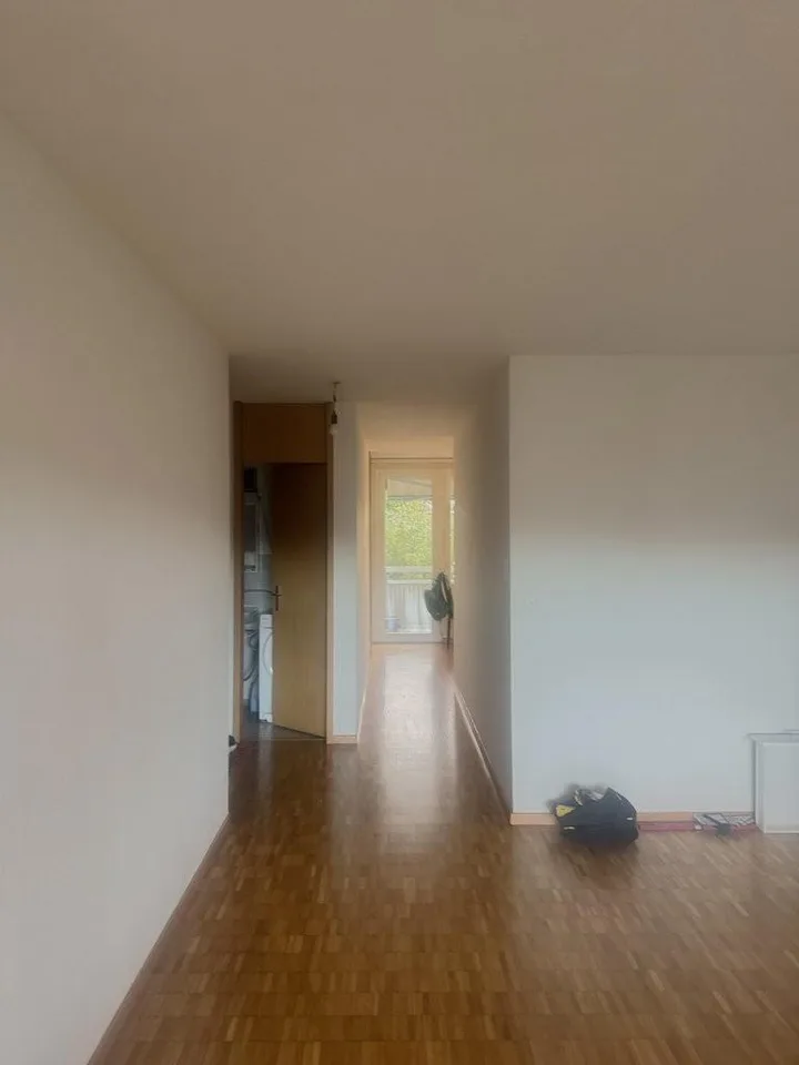 gemütliche Wohnung mit zwei Balkonen