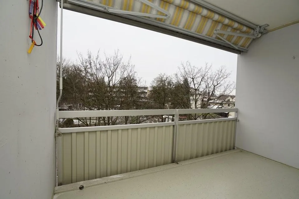 gemütliche Wohnung mit zwei Balkonen