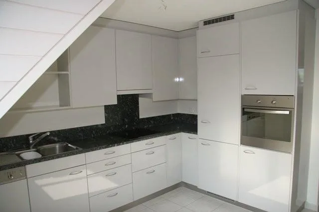 Exklusive 4.5-Zi-Maisonette-Dachwohnung, nahe S-Bahn