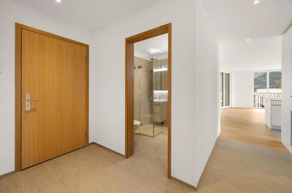 Haus F - Erhöht wohnen und Natur geniessen - Neubau Überbauung