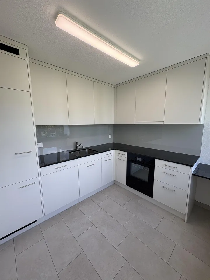 Frisch sanierte 5½-Zimmerwohnung an zentraler Wohnlage