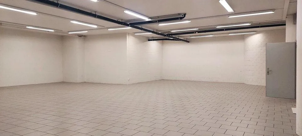 Lagerraum mit Zufahrtsrampe à 175m2