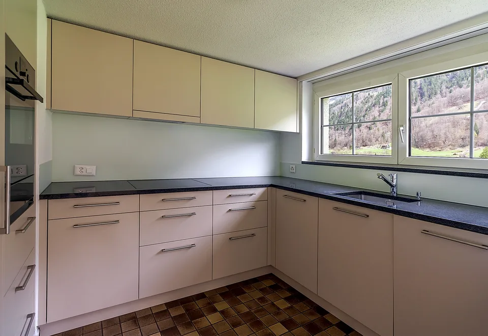 3 1/2 Zimmer-Wohnung mit Balkon