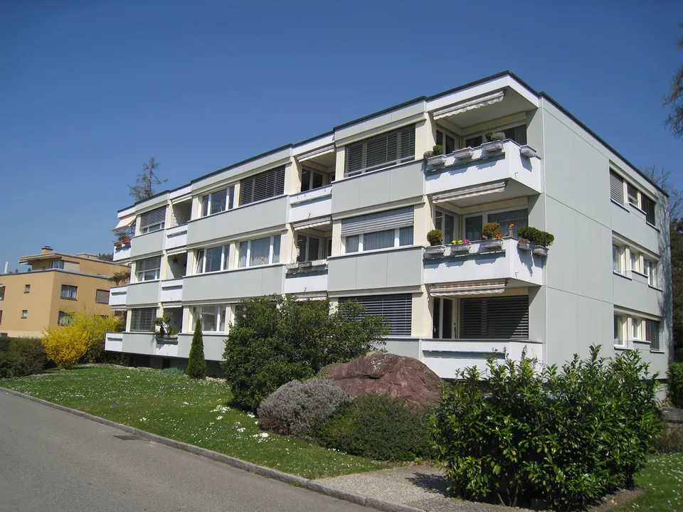 Schöne, helle, zentral liegende Wohnung