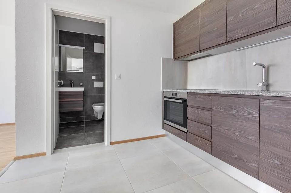 Sanierte 2,5-Zimmer-Wohnung im Iselin Quartier