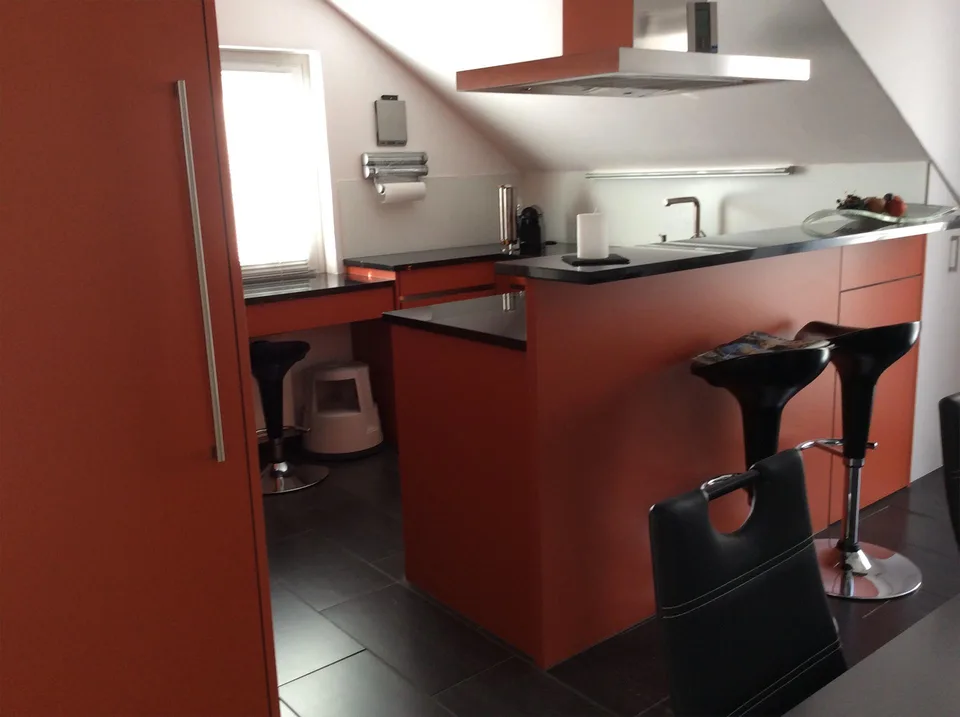 Sehr helle Dachwohnung mit schöner Terrasse und grossem Balkon