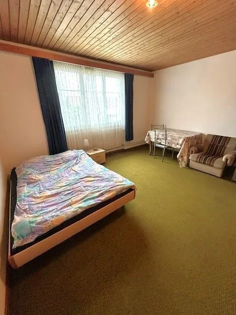 Zimmer zu vermieten