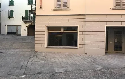 Mendrisio centralissimo UFFICIO/NEGOZIO