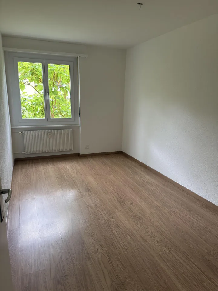 Helle 4 Zimmer-Wohnung – photo 9 of 13
