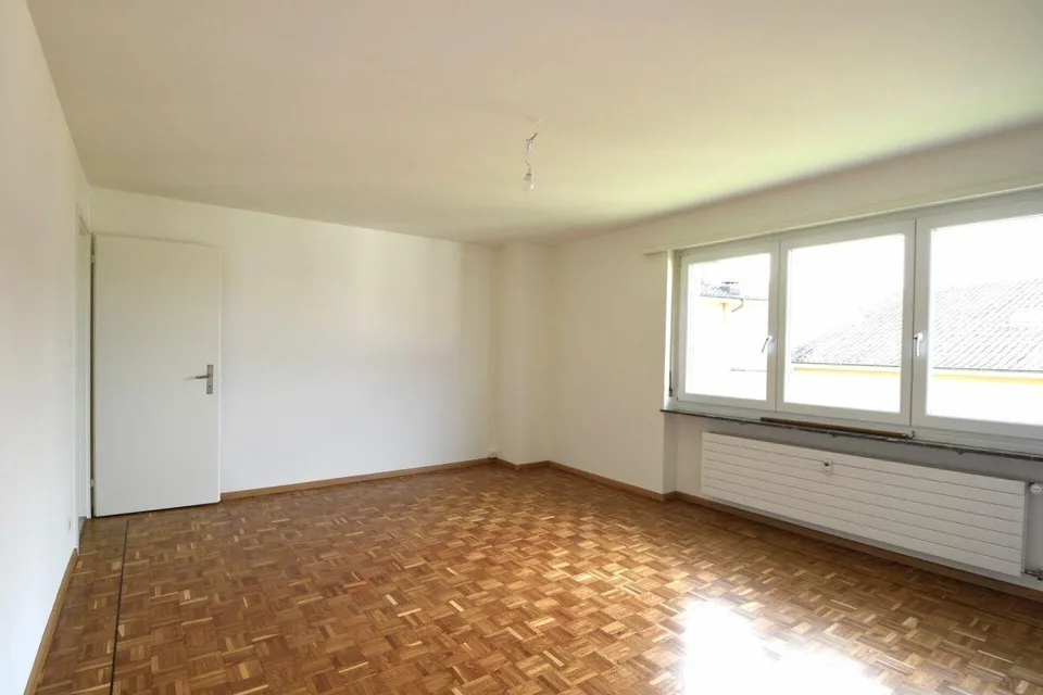 Helle, grosszügige 4.5-Zimmer Maisonette-Wohnung