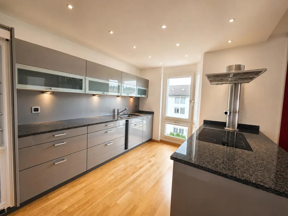 Moderne 5.5-Zimmer-Maisonettewohnung mit Galerie in Gippingen AG