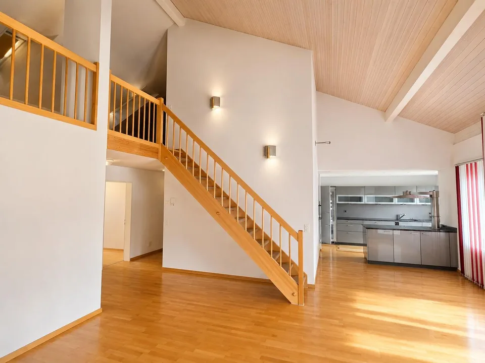 Moderne 5.5-Zimmer-Maisonettewohnung mit Galerie in Gippingen AG