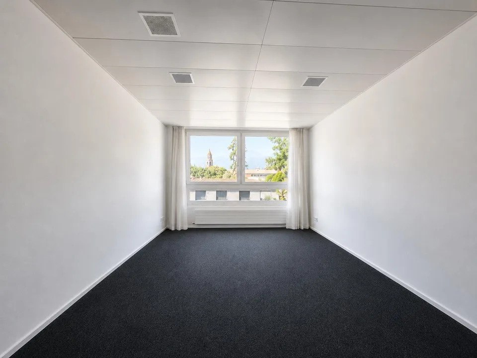 210 m² Bürofläche im Herzen von Ascona | 210 m² Office Space in the... – foto 8 di 11