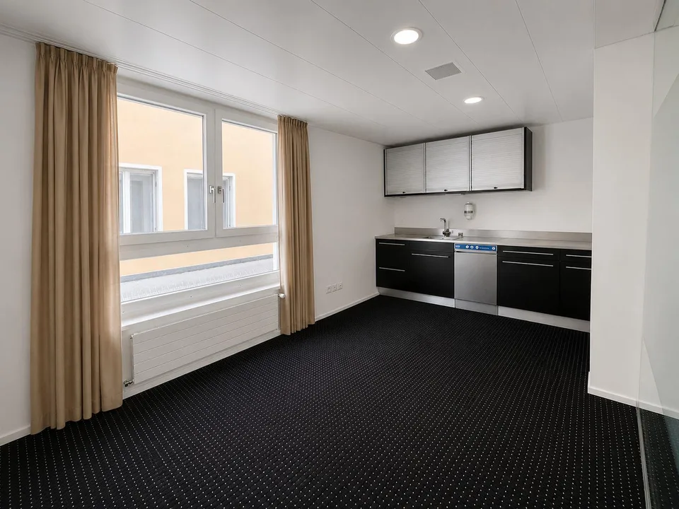 210 m² Bürofläche im Herzen von Ascona | 210 m² Office Space in the... – foto 9 di 11