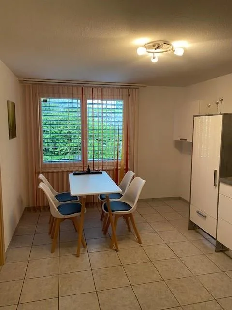 2-Zimmer-Einliegerwohnung mit Gartenanteil
