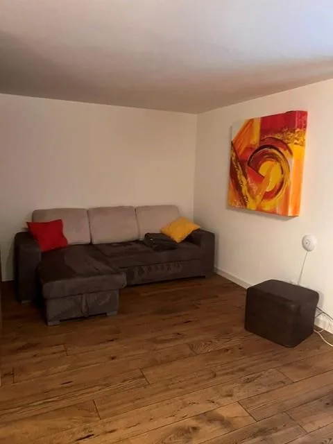 2-Zimmer-Einliegerwohnung mit Gartenanteil