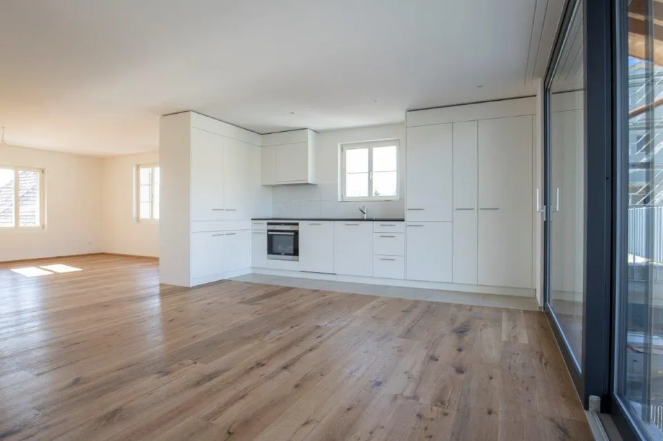 Helle und moderne Neubauwohnung an ruhiger Lage