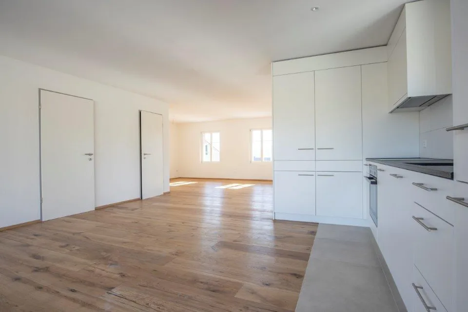 Helle und moderne Neubauwohnung an ruhiger Lage
