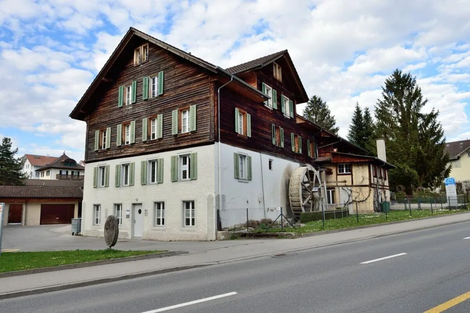 Gewerberäume in historischer Mühle - vielseitige Mietflächen im Zen...