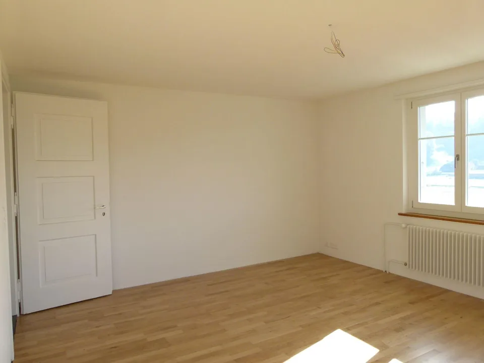 Charmante 3.5-Zimmerwohnung mit Balkon in Boll – photo 10 of 15