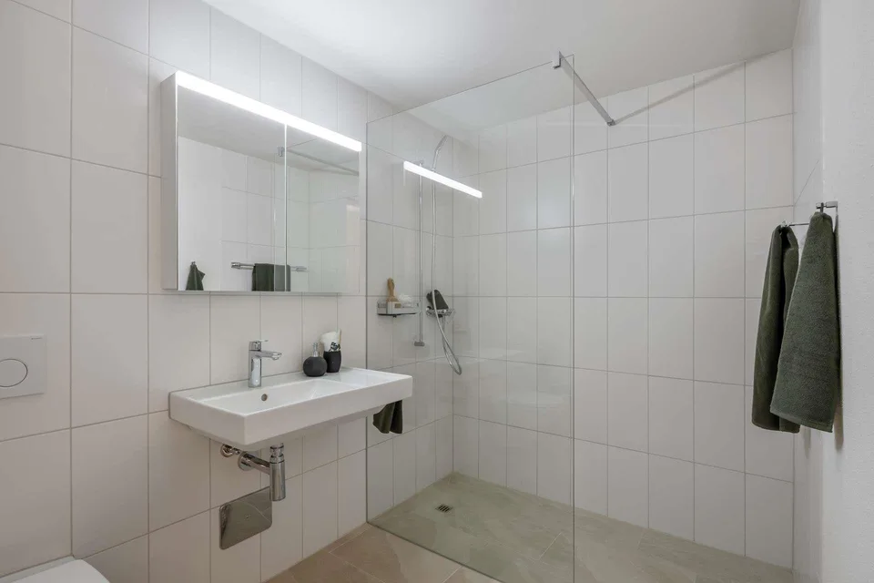 Erstbezug: Moderne 2.5-Zimmerwohnung mit Panoramablick