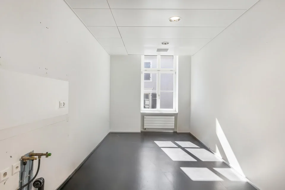 Büroräumlichkeiten im Herzen von Glarus mit repräsentativer Adresse