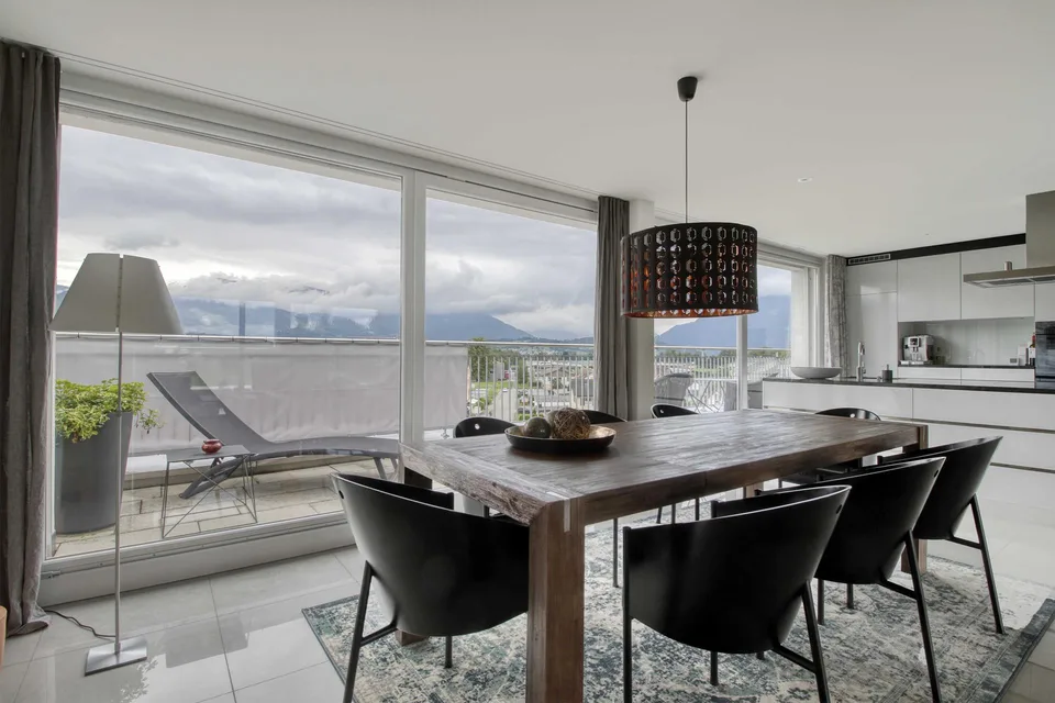 exklusive 5.5-Zimmer-Attikawohnung  mit Panorama-Terrassen