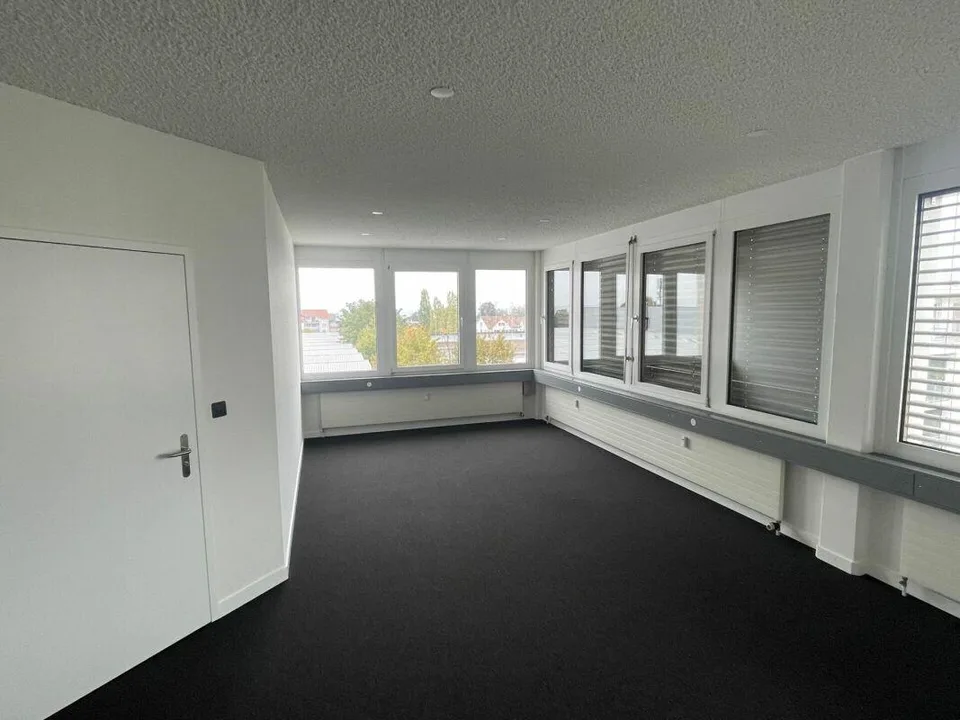 Helles Büro an zentraler Lage in Kreuzlingen zu vermieten