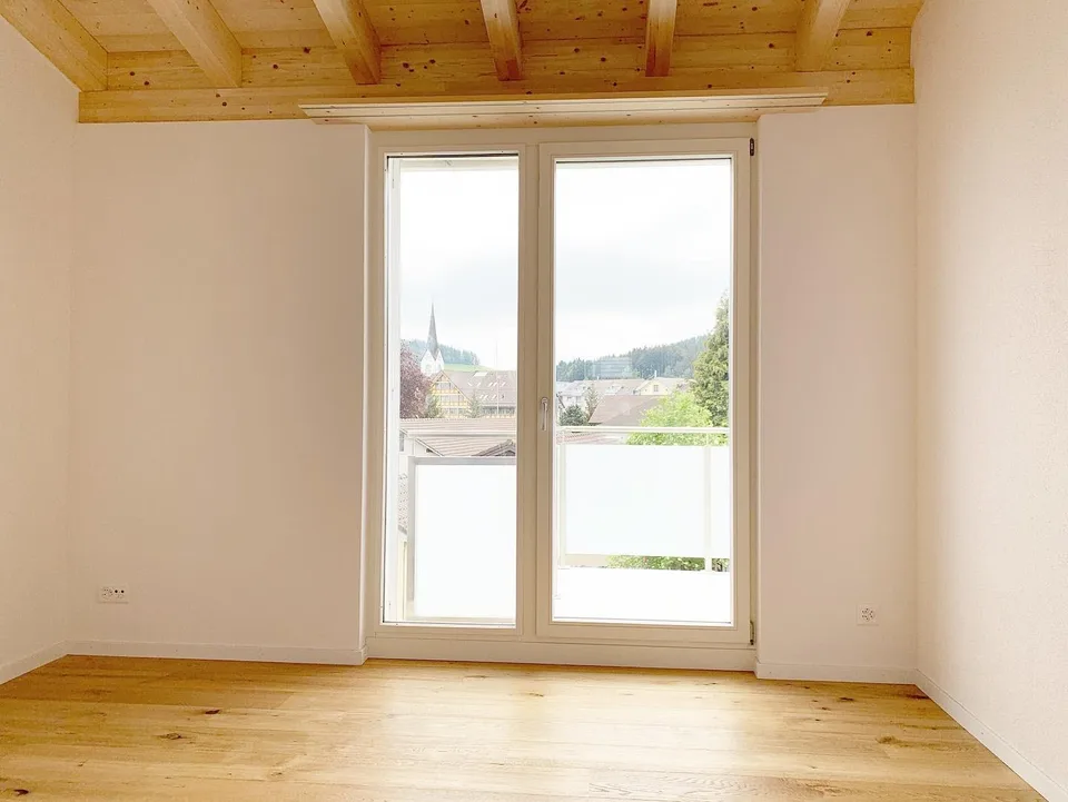 schöne und helle 3.5 Zimmer-Dachwohnung